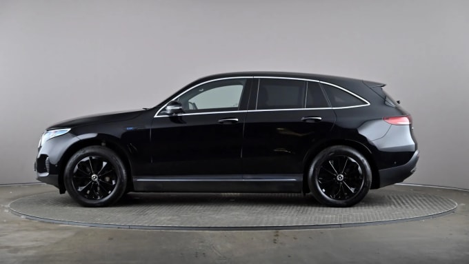 2022 Mercedes-benz Eqc