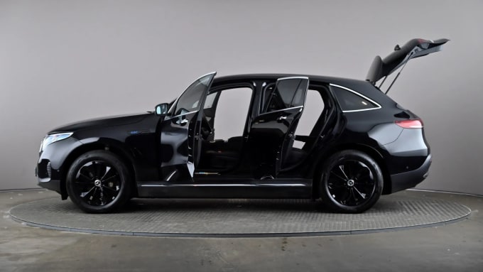2022 Mercedes-benz Eqc