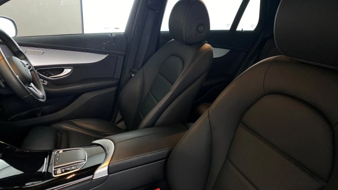 2022 Mercedes-benz Eqc