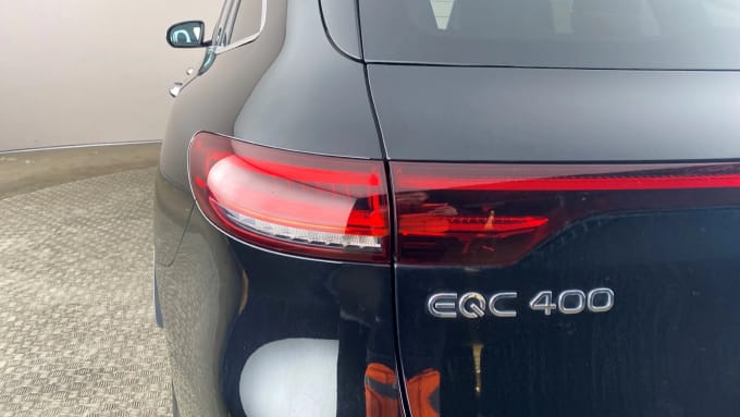 2022 Mercedes-benz Eqc