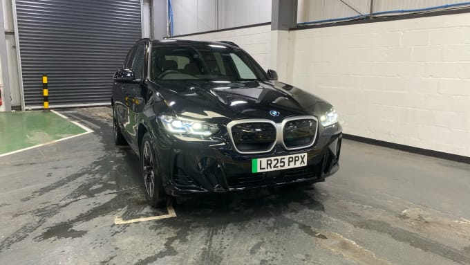 2025 BMW Ix3