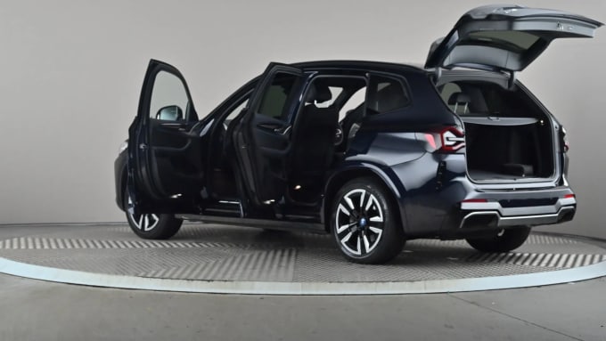 2022 BMW Ix3