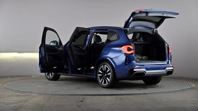 2022 BMW Ix3
