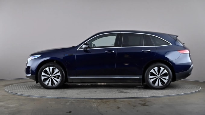 2022 Mercedes-benz Eqc