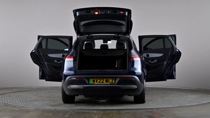 2022 Mercedes-benz Eqc