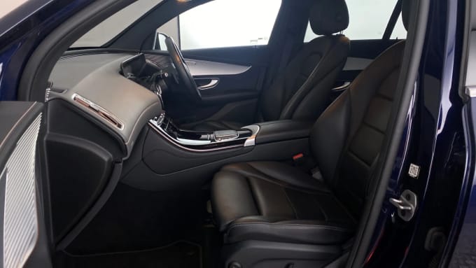 2022 Mercedes-benz Eqc