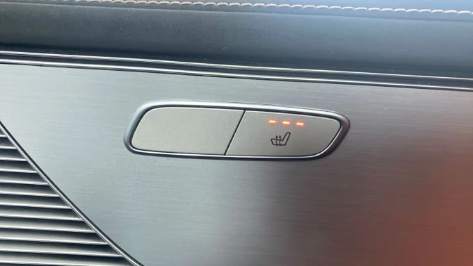 2022 Mercedes-benz Eqc