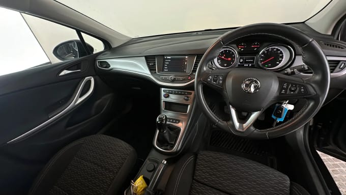 2018 Vauxhall Astra