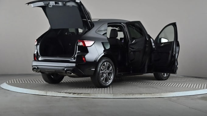2022 Ford Kuga