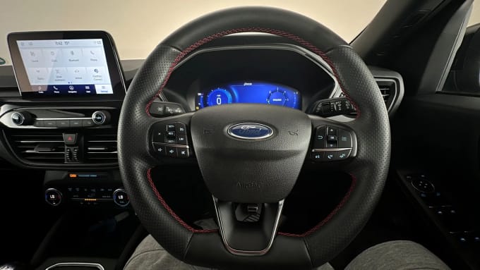 2022 Ford Kuga
