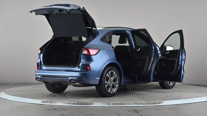 2022 Ford Kuga