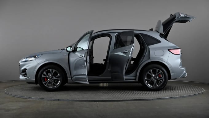 2022 Ford Kuga