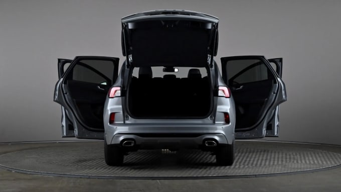 2022 Ford Kuga