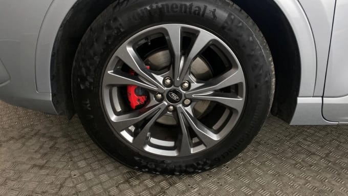 2022 Ford Kuga