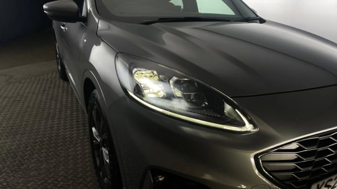 2022 Ford Kuga