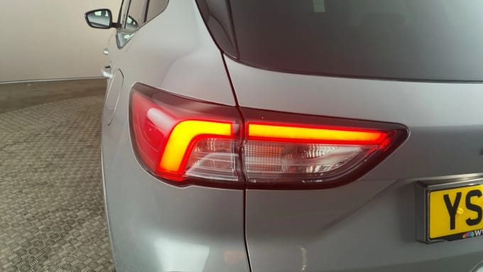 2022 Ford Kuga