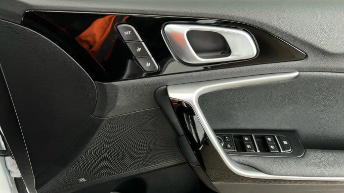 2023 Kia Xceed