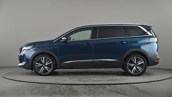 2022 Peugeot 5008