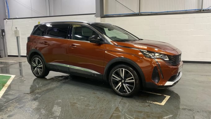 2022 Peugeot 5008