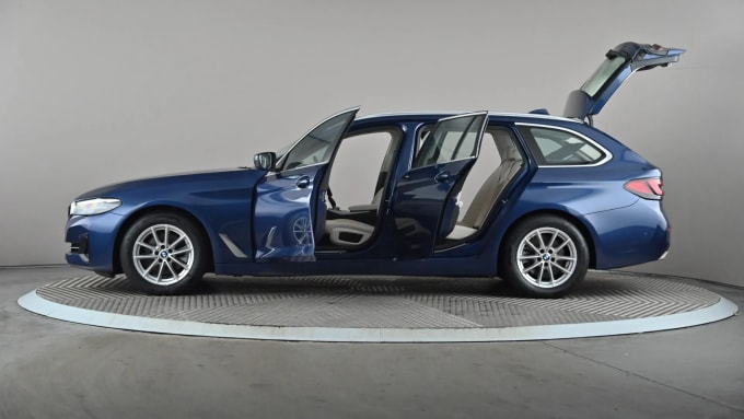 2021 BMW 5 Series Touring