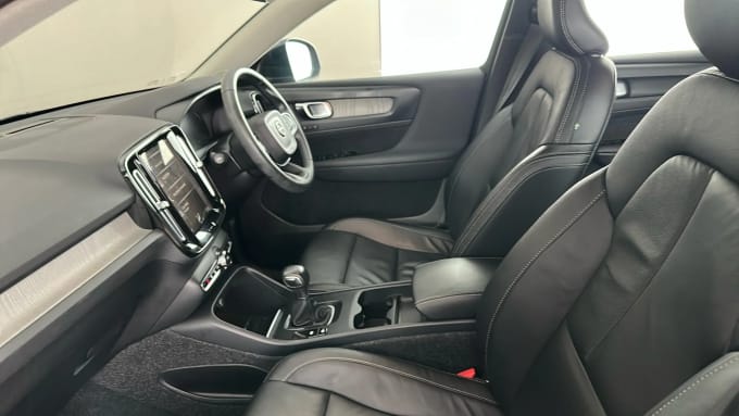 2021 Volvo Xc40