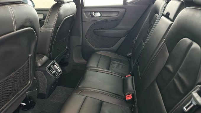 2021 Volvo Xc40