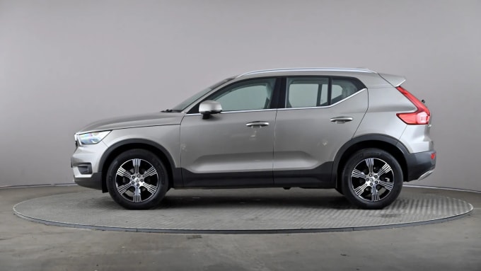 2021 Volvo Xc40