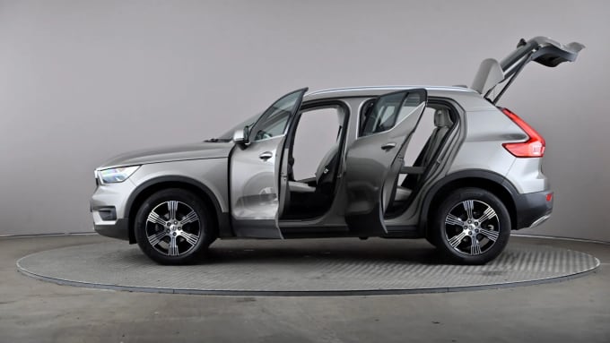 2021 Volvo Xc40