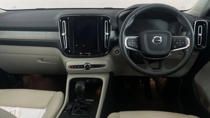 2021 Volvo Xc40