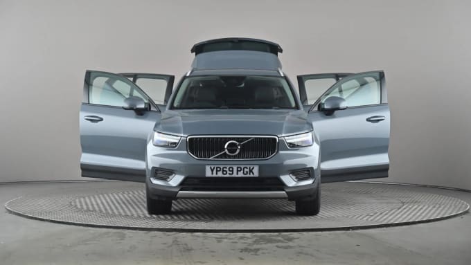 2019 Volvo Xc40