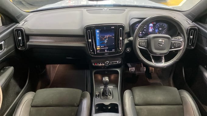 2021 Volvo Xc40