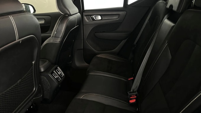 2021 Volvo Xc40