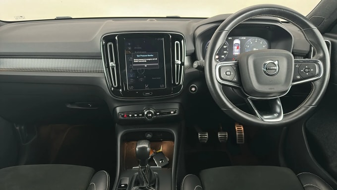 2021 Volvo Xc40