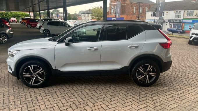 2021 Volvo Xc40