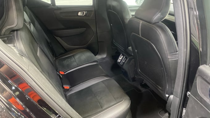 2021 Volvo Xc40