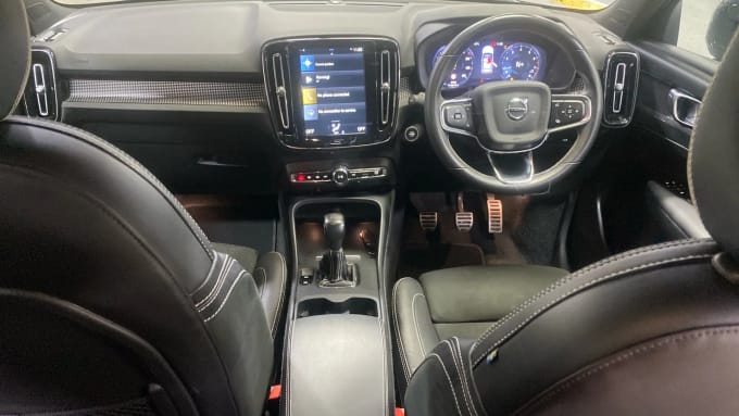 2021 Volvo Xc40
