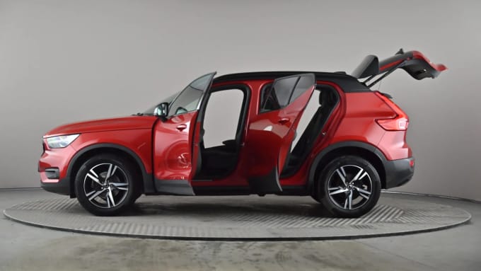 2021 Volvo Xc40