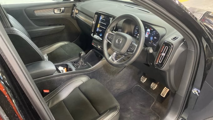 2021 Volvo Xc40
