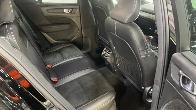 2021 Volvo Xc40