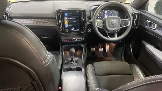 2021 Volvo Xc40