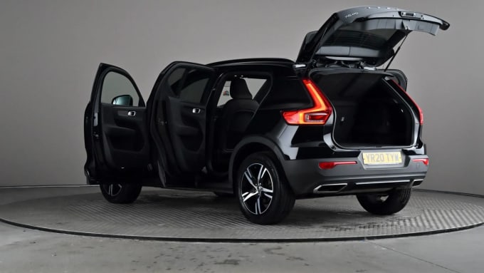 2020 Volvo Xc40