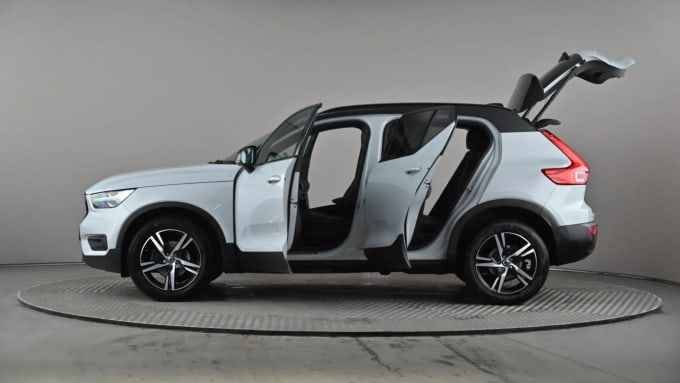 2020 Volvo Xc40