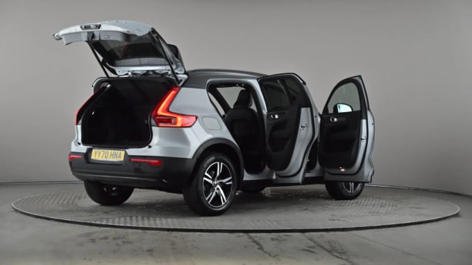 2020 Volvo Xc40