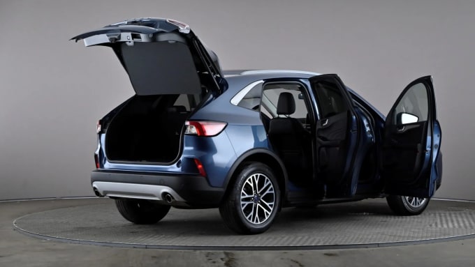 2022 Ford Kuga