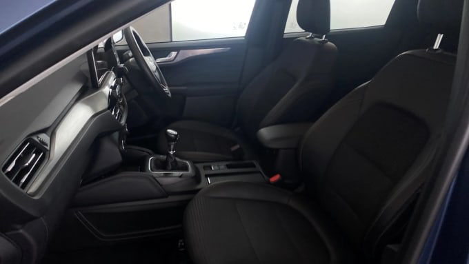 2022 Ford Kuga
