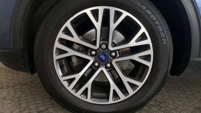 2022 Ford Kuga