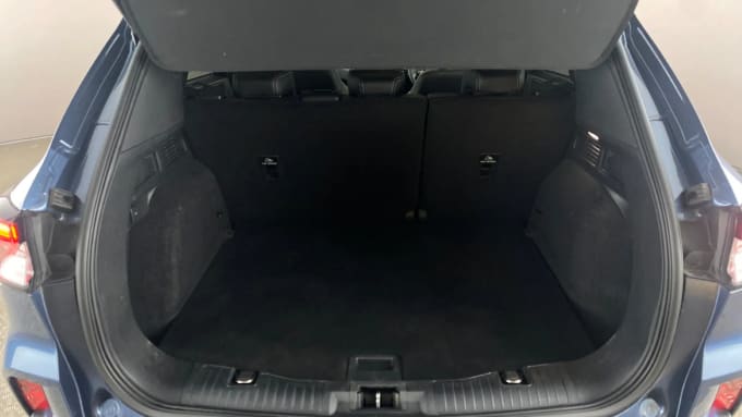 2022 Ford Kuga