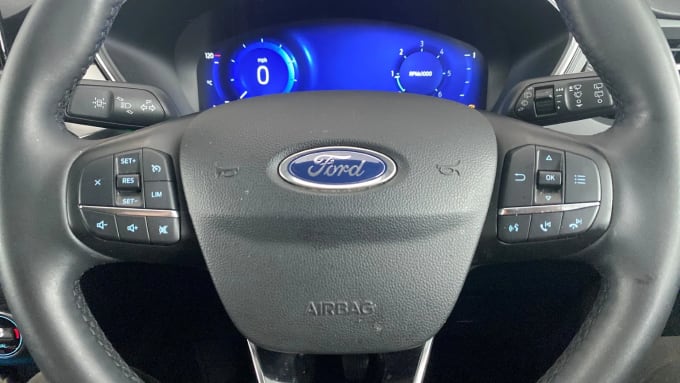 2022 Ford Kuga