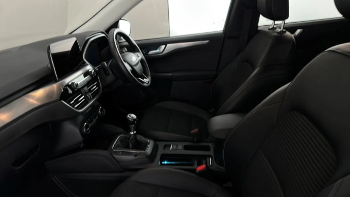 2022 Ford Kuga