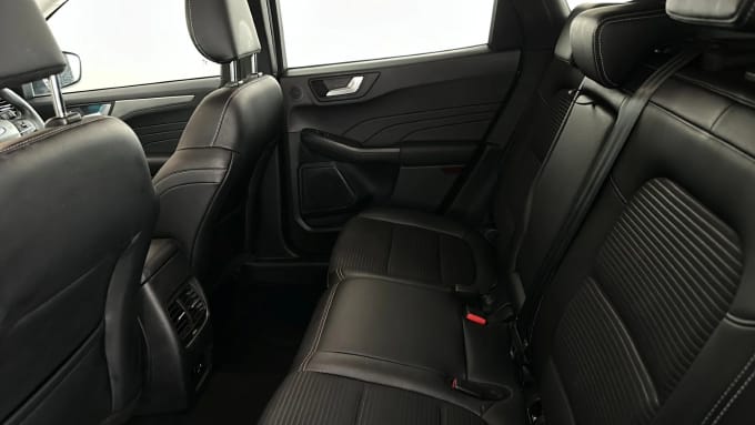 2022 Ford Kuga